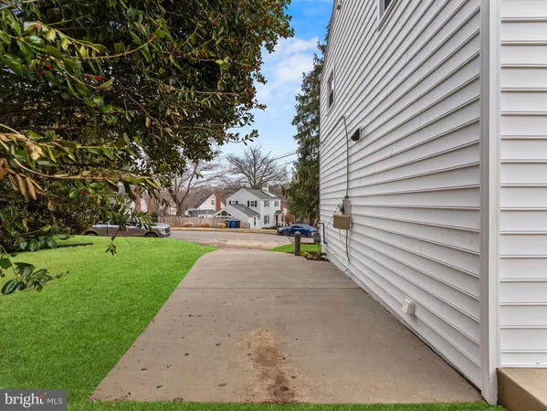 $1,075,000 | 5021 24th Street South, Arlington, VA 22206