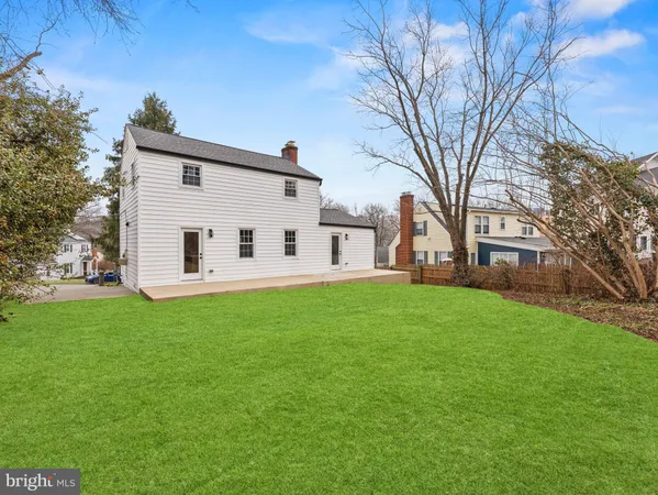 $1,075,000 | 5021 24th Street South, Arlington, VA 22206