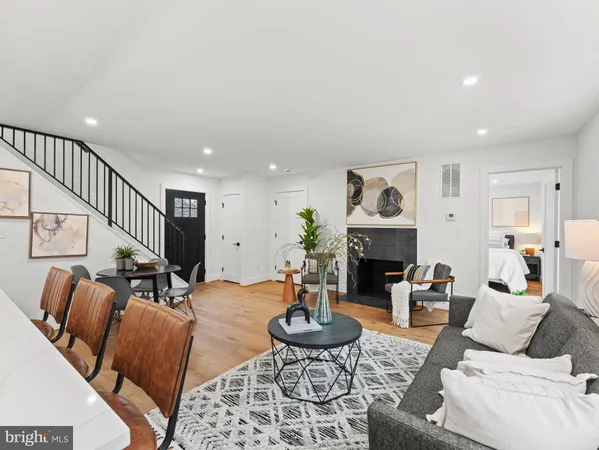 $1,075,000 | 5021 24th Street South, Arlington, VA 22206