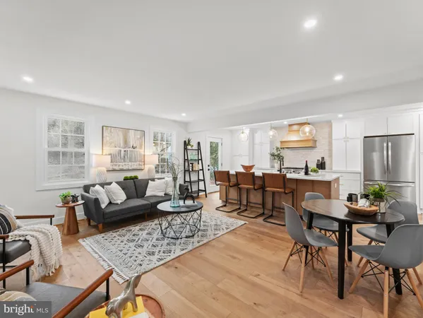 $1,075,000 | 5021 24th Street South, Arlington, VA 22206