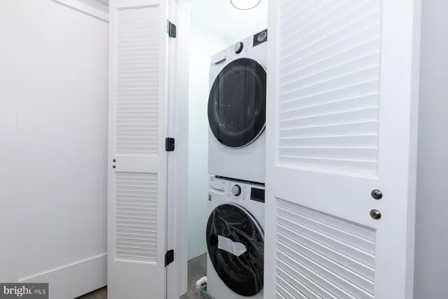 $4,490 | 1321 Shepherd Street Northwest, Unit 2, Washington, DC 20011