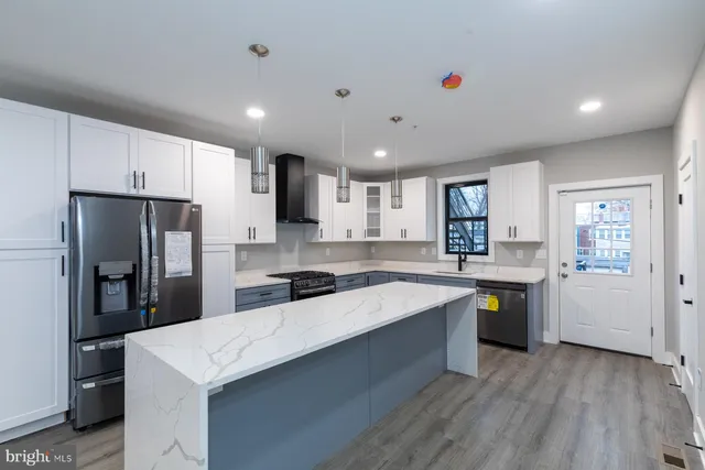 $4,490 | 1321 Shepherd Street Northwest, Unit 2, Washington, DC 20011