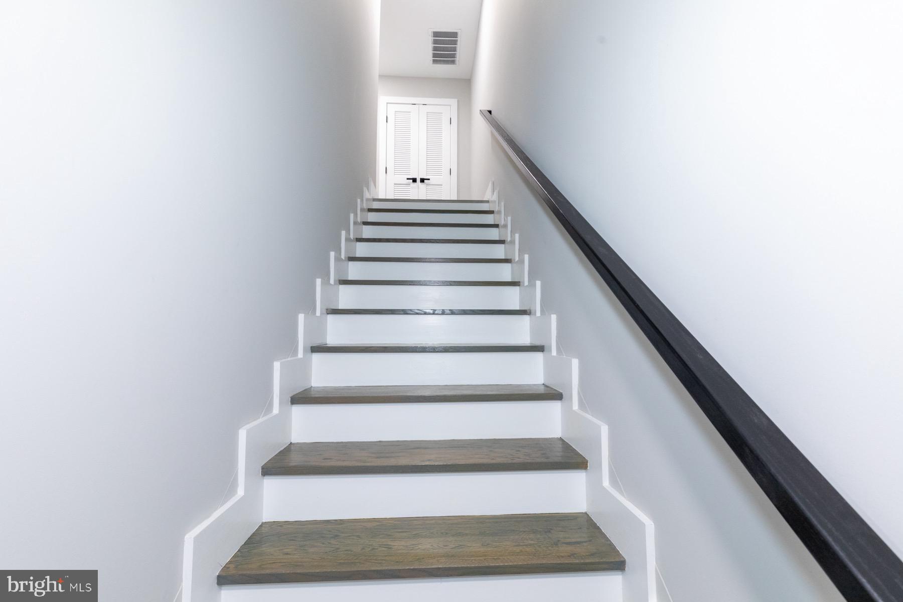 1321 Shepherd Street Northwest, Unit 2 Washington, DC 20011 - Photo 9 of 30