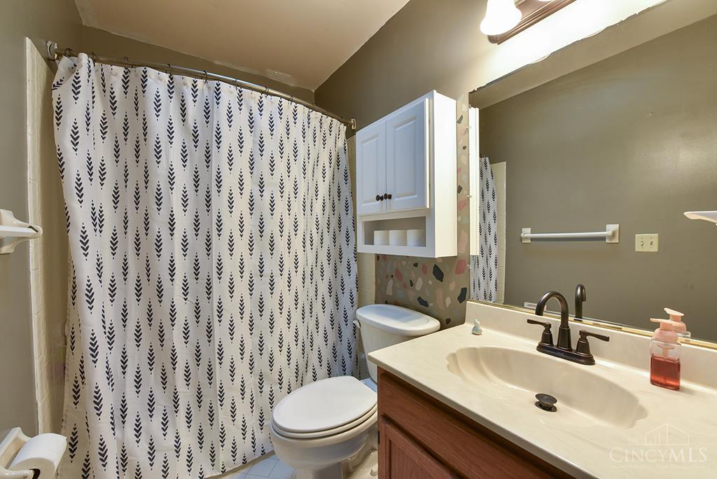 5895 Wade Road Milford, OH 45150 - Photo 21 of 33 Gallery Image 21