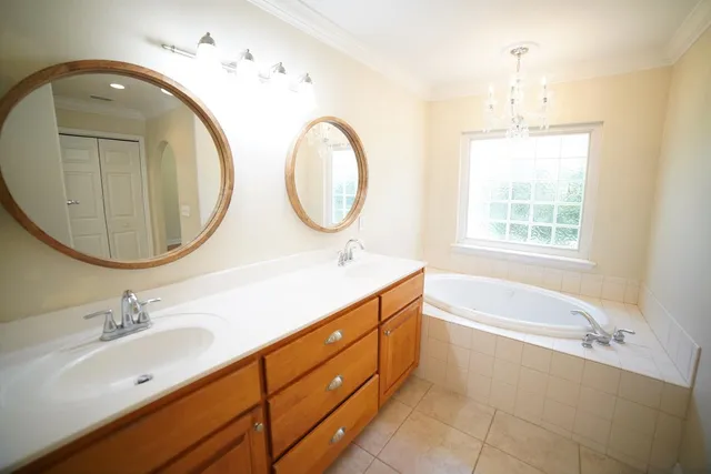 $2,350 | 3204 Gallant Fox Trail, Tallahassee, FL 32309