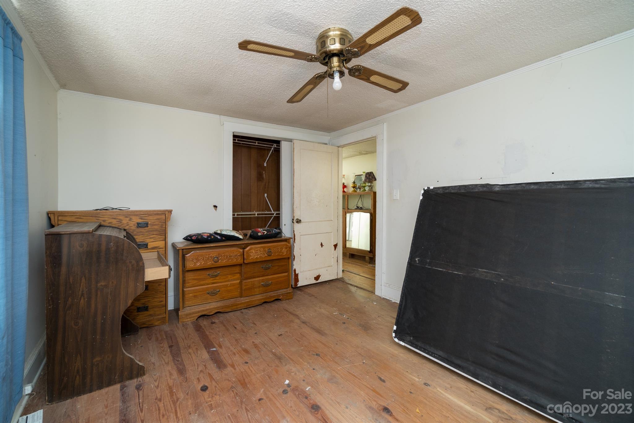 159 Applehill Road Troutman, NC 28166 - Photo 6 of 21 a living room with furniture