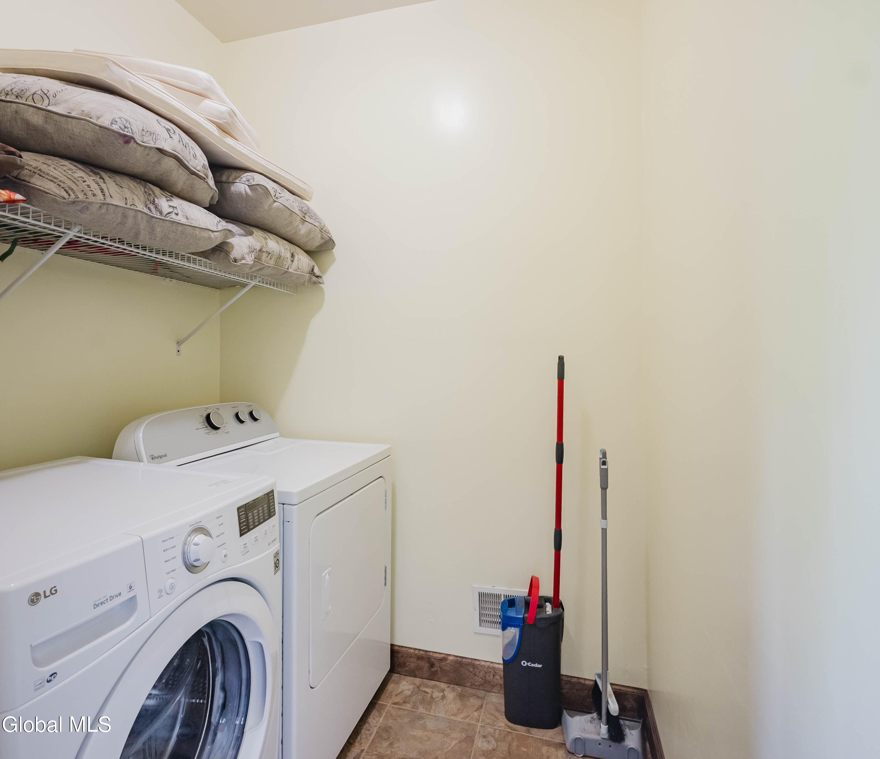 114 Stone Quarry Road Halfmoon, NY 12065 - Photo 17 of 55 18