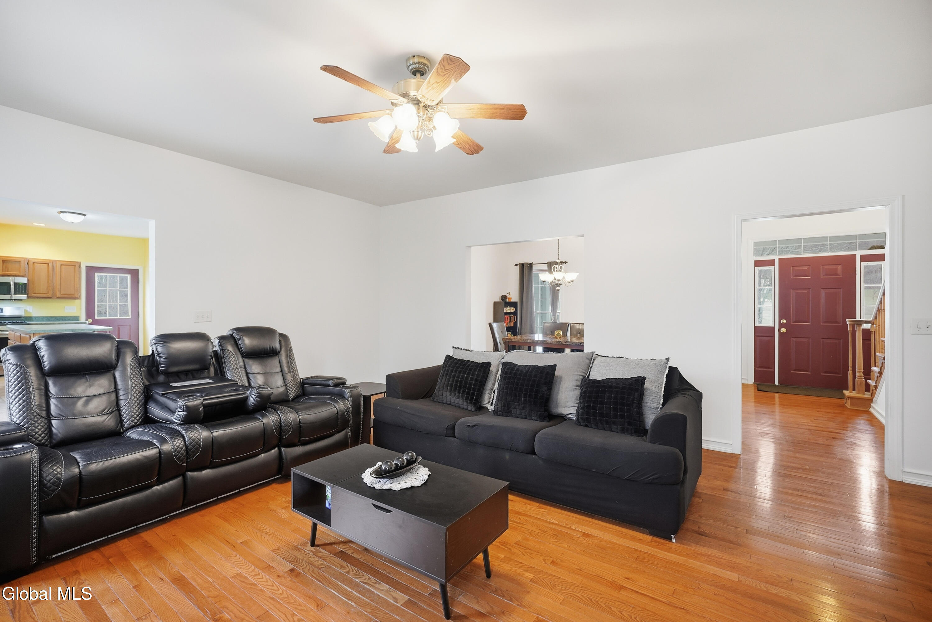 114 Stone Quarry Road Halfmoon, NY 12065 - Photo 10 of 55 DSC07810