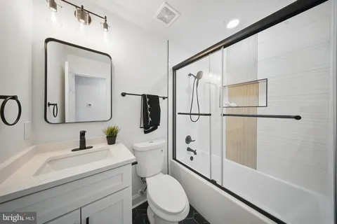 $624,990 | 4403 Echo Court, Woodbridge, VA 22193