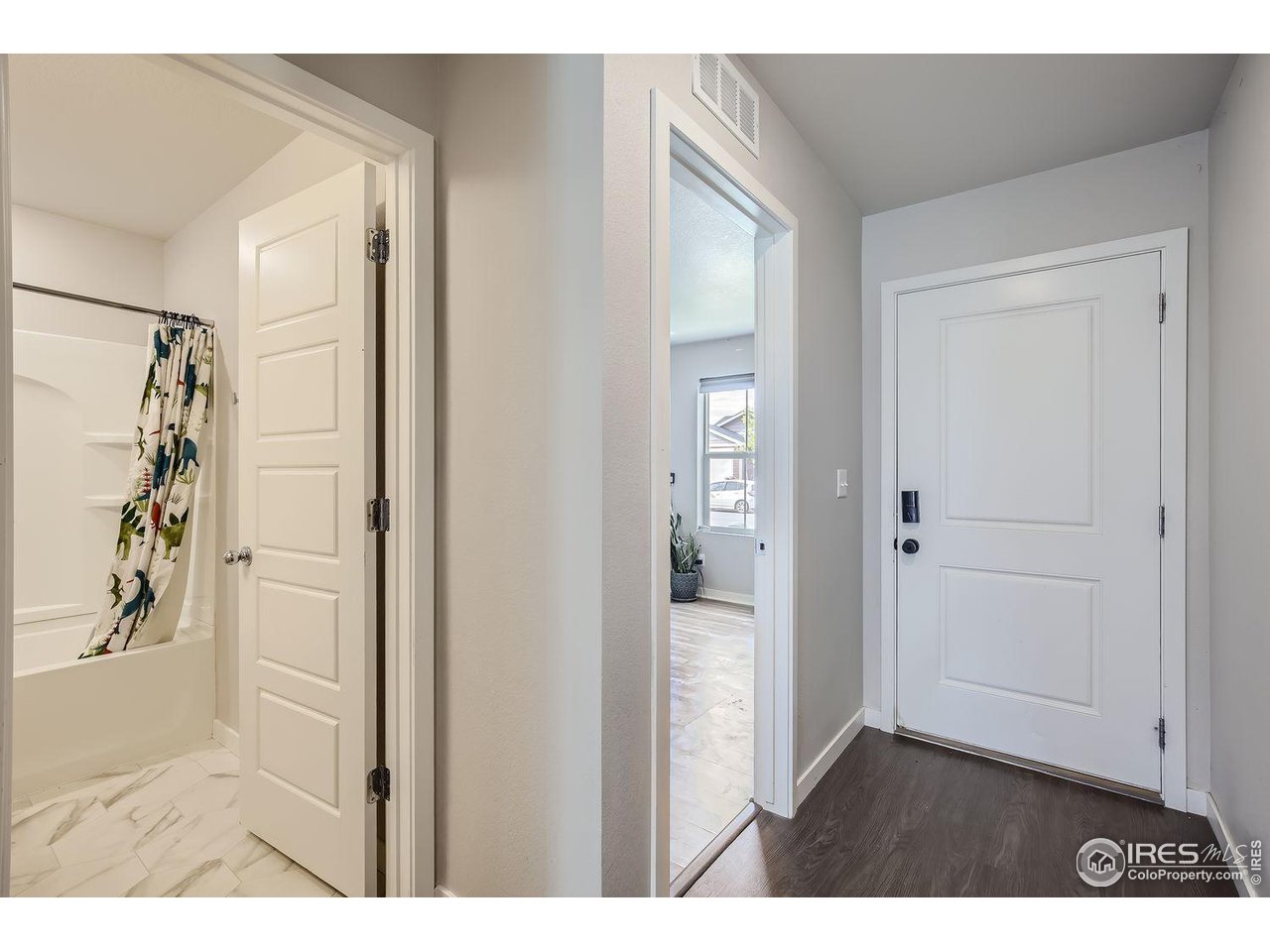 610 Apex Trail Ault, CO 80610 - Photo 4 of 29