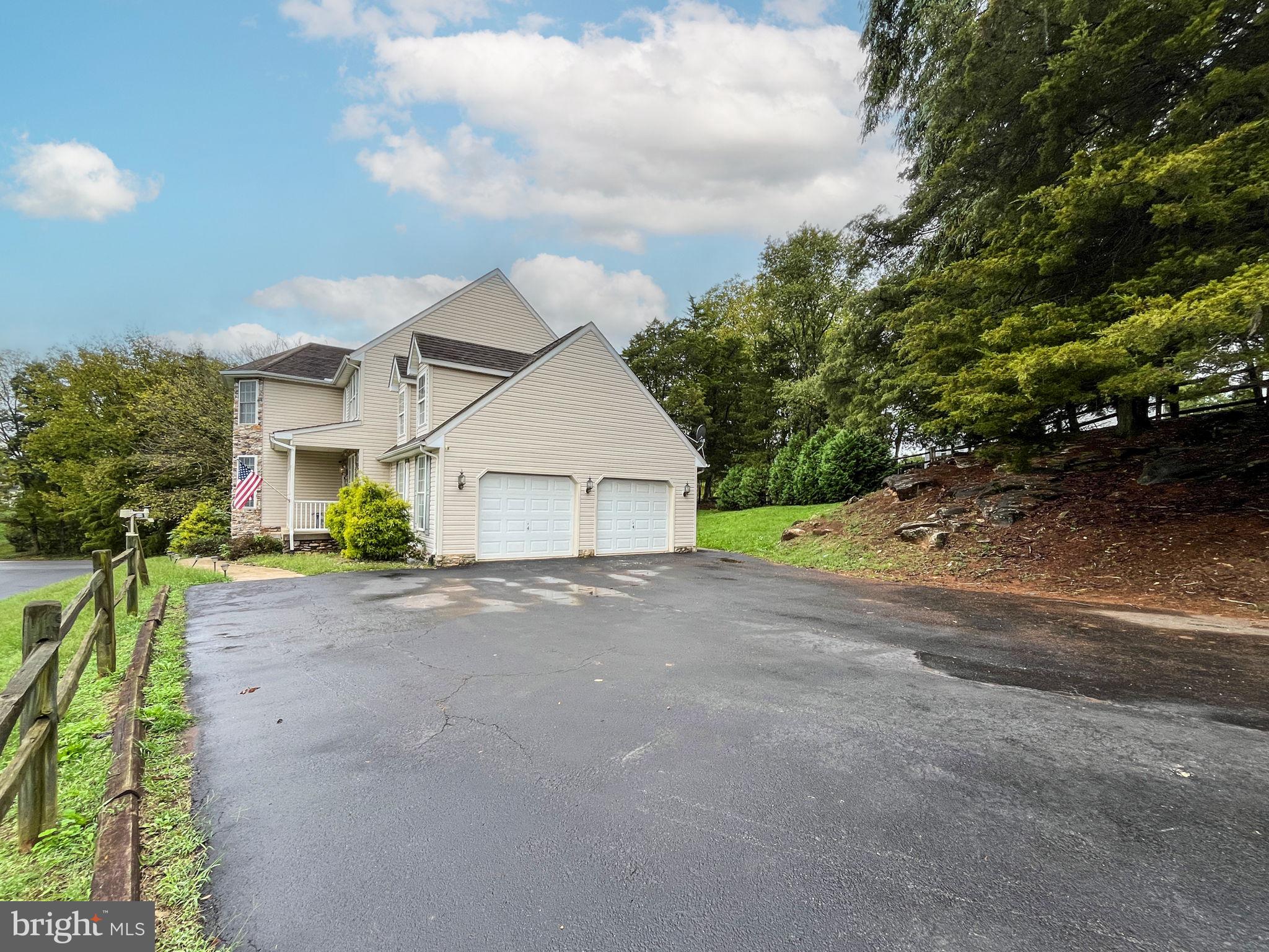 1 Rockingham Drive Keedysville, MD 21756 - Photo 3 of 41 Gallery Image 3