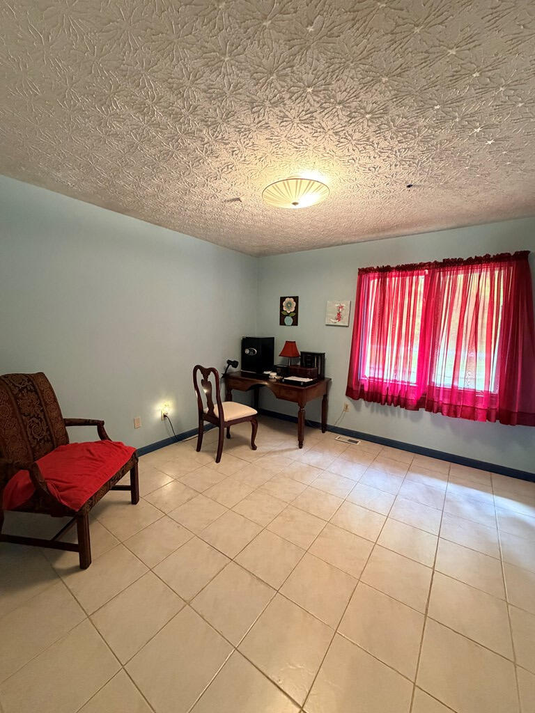 685 Mays Branch Road Prestonsburg, KY 41653 - Photo 32 of 36 128528_7