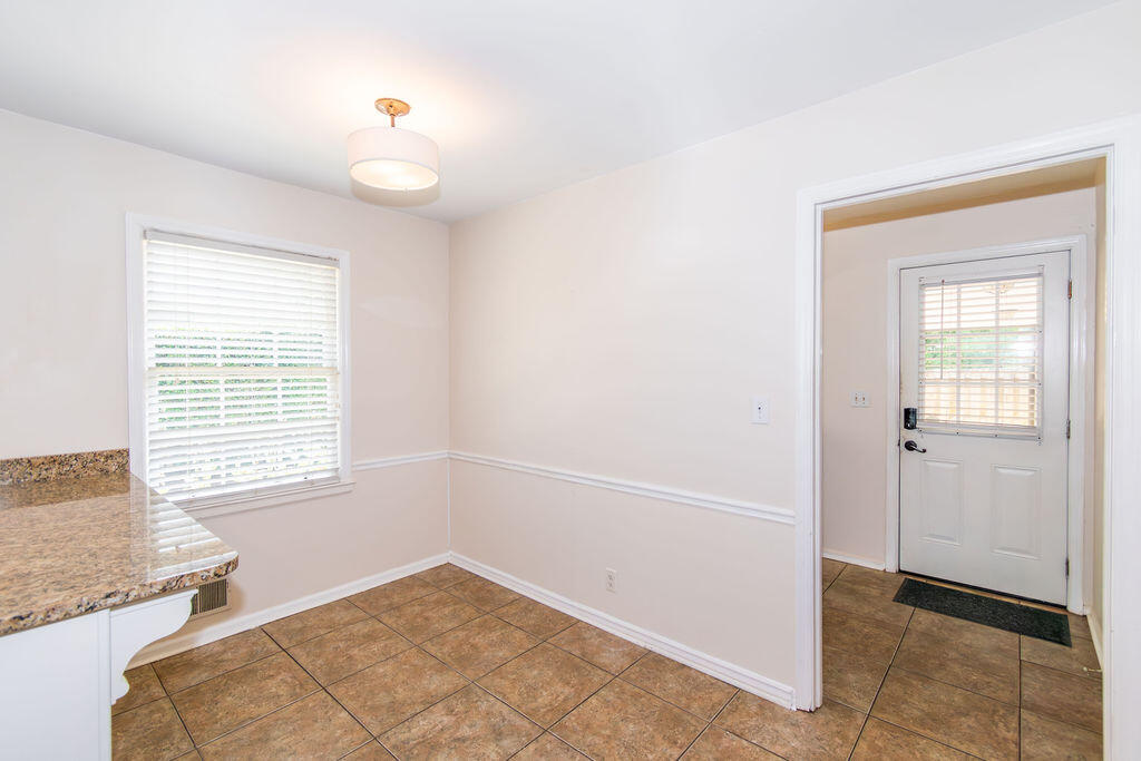 2704 Springwood Drive Augusta, GA 30909 - Photo 12 of 36 DSC_0276