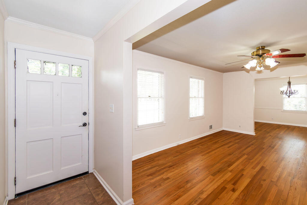 2704 Springwood Drive Augusta, GA 30909 - Photo 3 of 36 DSC_0267