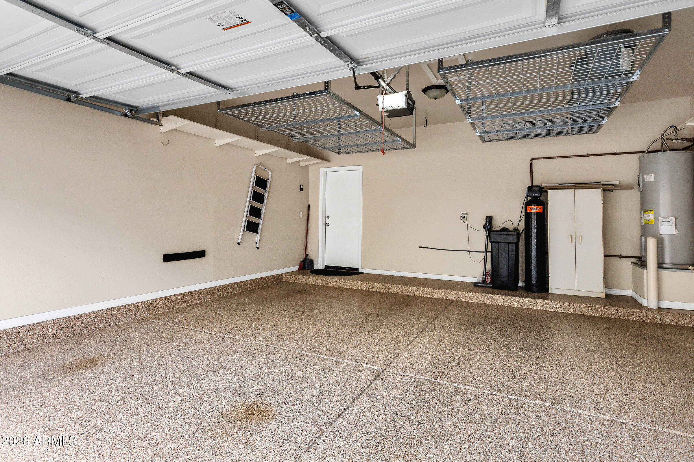 894 South Utilis Drive Gilbert, AZ 85296 - Photo 31 of 37 894 S Utilis Dr-29