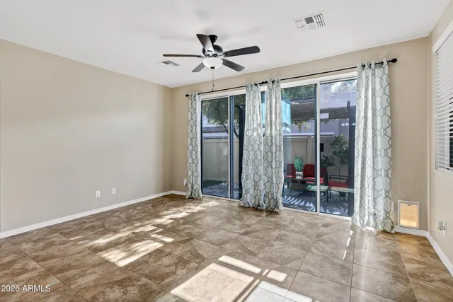 $515,000 | 894 South Utilis Drive, Gilbert, AZ 85296