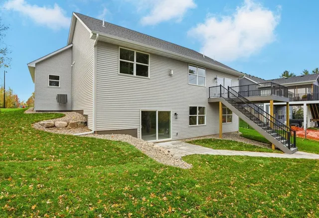 $797,990 | 15587 Hampshire Avenue South, Savage, MN 55378