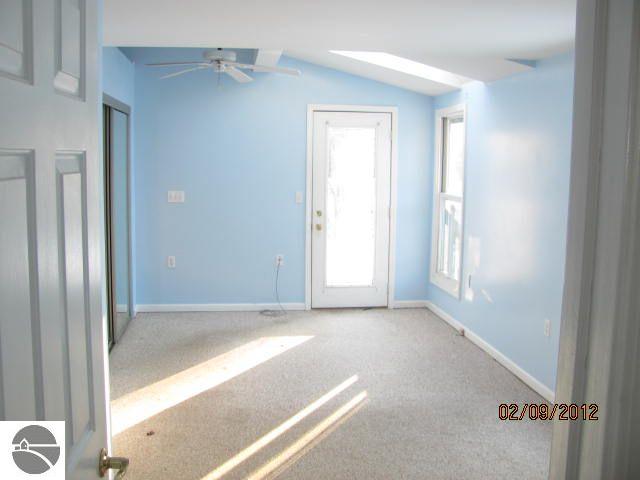 9870 North Long Lake Road Traverse City, MI 49685 - Photo 14 of 17 1733419-13.JPG
