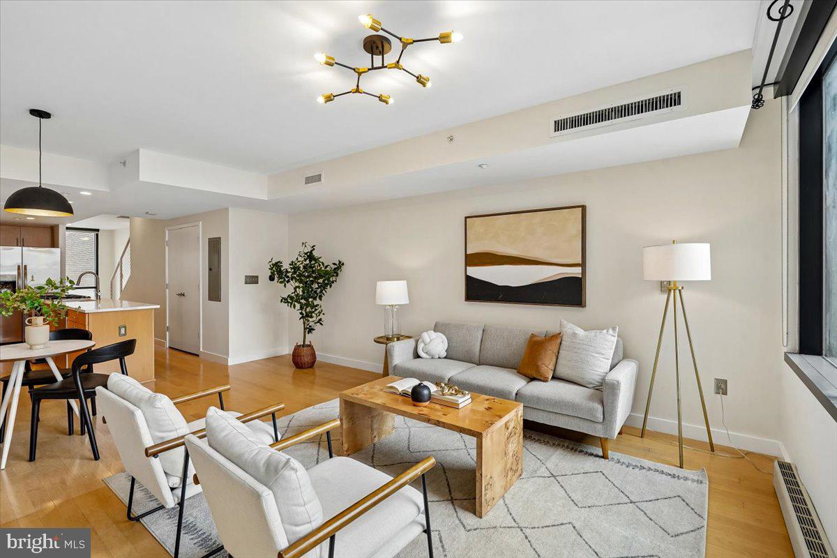 912 F Street Northwest, Unit 709 Washington, DC 20004 - Photo 10 of 28