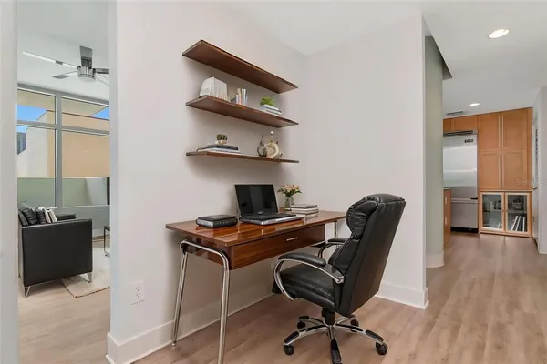 $429,900 | 1208 East Kennedy Boulevard, Unit 914, Tampa, FL 33602