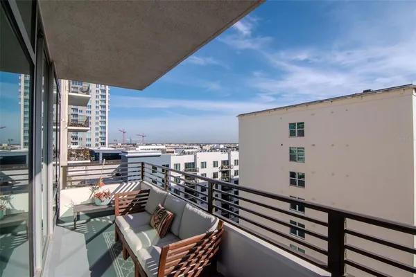 $429,900 | 1208 East Kennedy Boulevard, Unit 914, Tampa, FL 33602