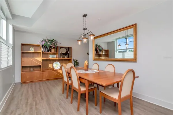 $429,900 | 1208 East Kennedy Boulevard, Unit 914, Tampa, FL 33602