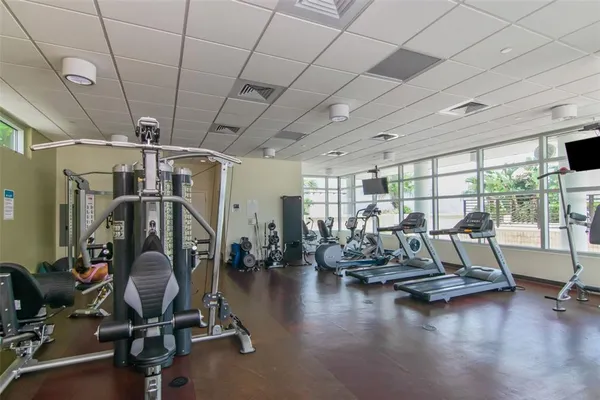 $429,900 | 1208 East Kennedy Boulevard, Unit 914, Tampa, FL 33602