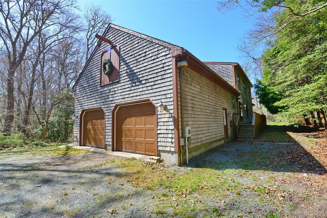 21 Watson Way Little Compton, RI 02837 - Photo 3 of 24 Gallery Image 3