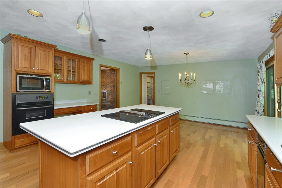 21 Watson Way Little Compton, RI 02837 - Photo 5 of 24 Gallery Image 5