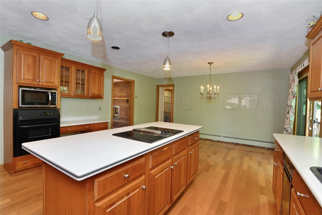 21 Watson Way Little Compton, RI 02837 - Photo 7 of 24 Gallery Image 7