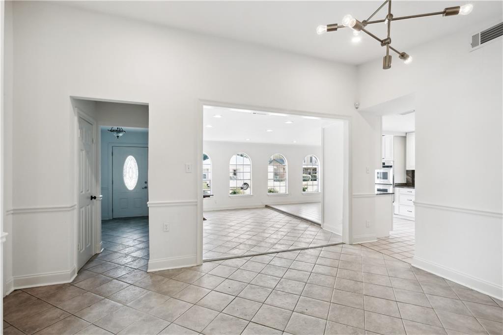 5716 Ruth Street Metairie, LA 70003 - Photo 2 of 15 Gallery Image 2