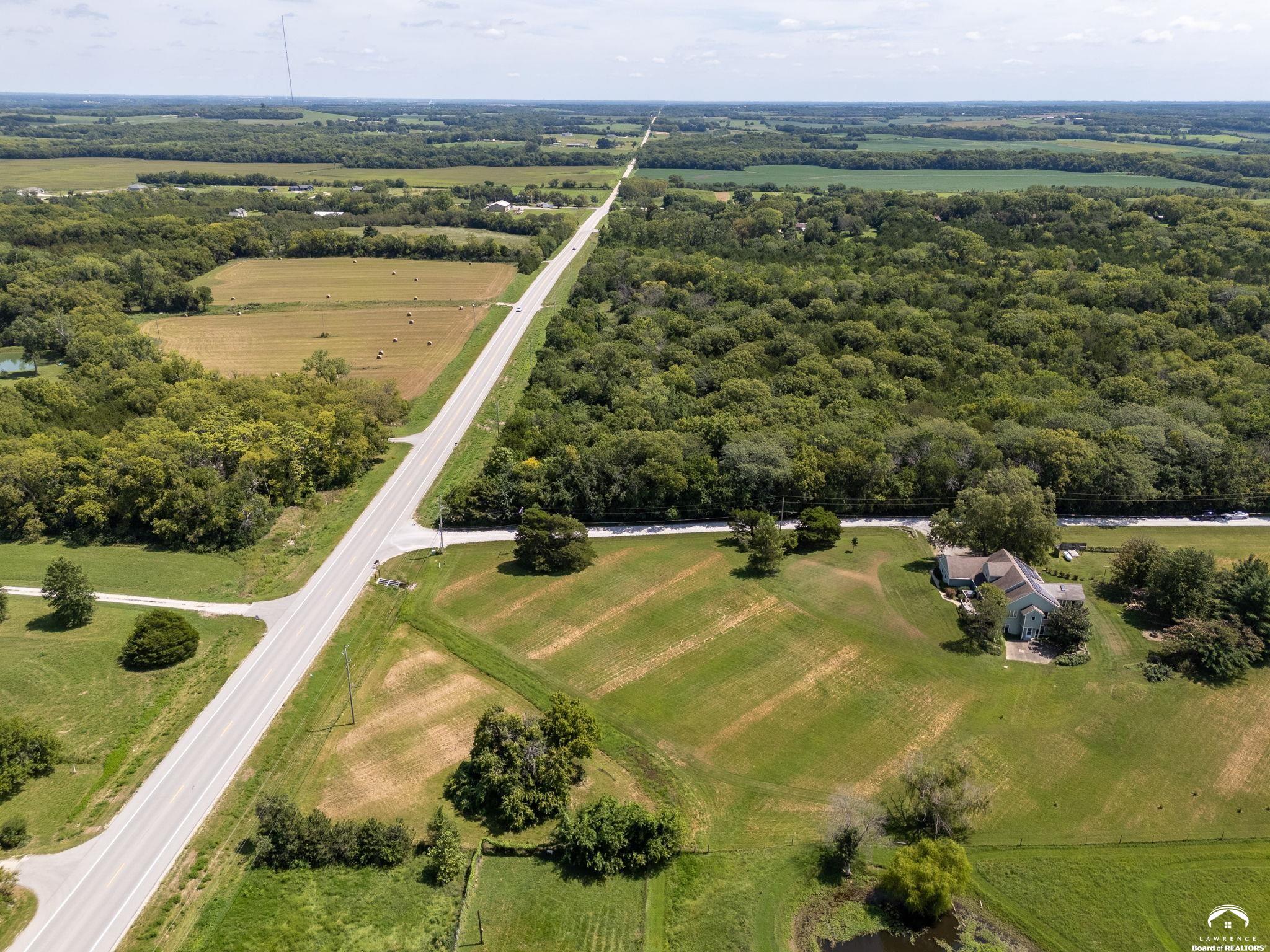 995 East 1549th Road Lawrence, KS 66046 - Photo 66 of 79 Gallery Image 66