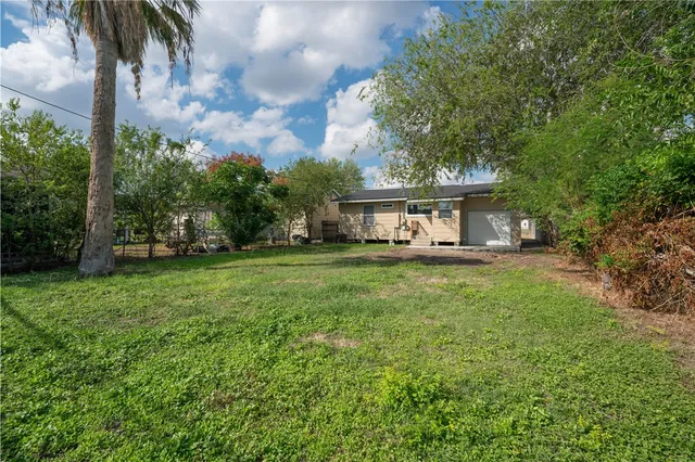 $1,200 | 1018 Dorthy Drive, Corpus Christi, TX 78412