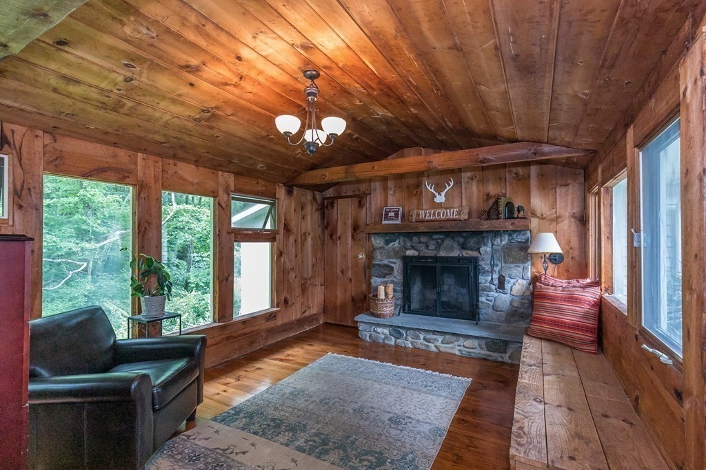 171 Lancaster Road Berlin, MA 01503 - Photo 16 of 38