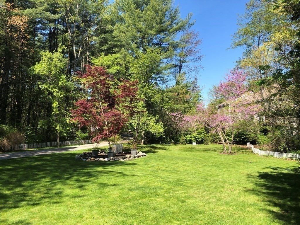 171 Lancaster Road Berlin, MA 01503 - Photo 4 of 38
