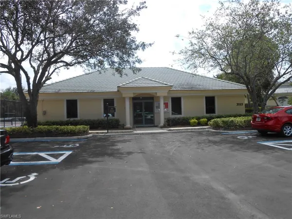 $5,000 | 2855 Cypress Trace Circle, Unit 202, Naples, FL 34119