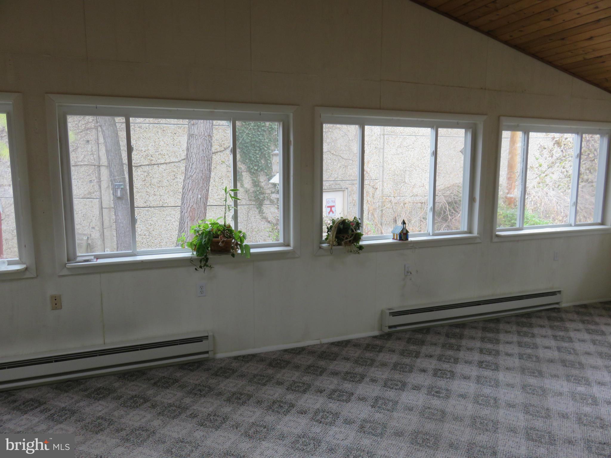 2408 Burridge Road Baltimore, MD 21234 - Photo 2 of 11 Family Room