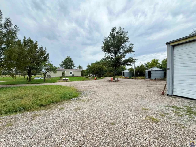 $525,000 | 1720 Northeast 54th Street, Topeka, KS 66617