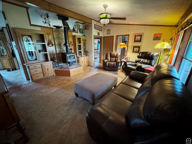 $525,000 | 1720 Northeast 54th Street, Topeka, KS 66617