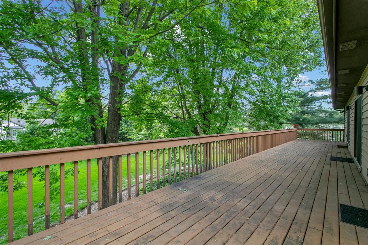 90 Briargate Road Cary, IL 60013 - Photo 23 of 42 a view of balcony with wooden floor