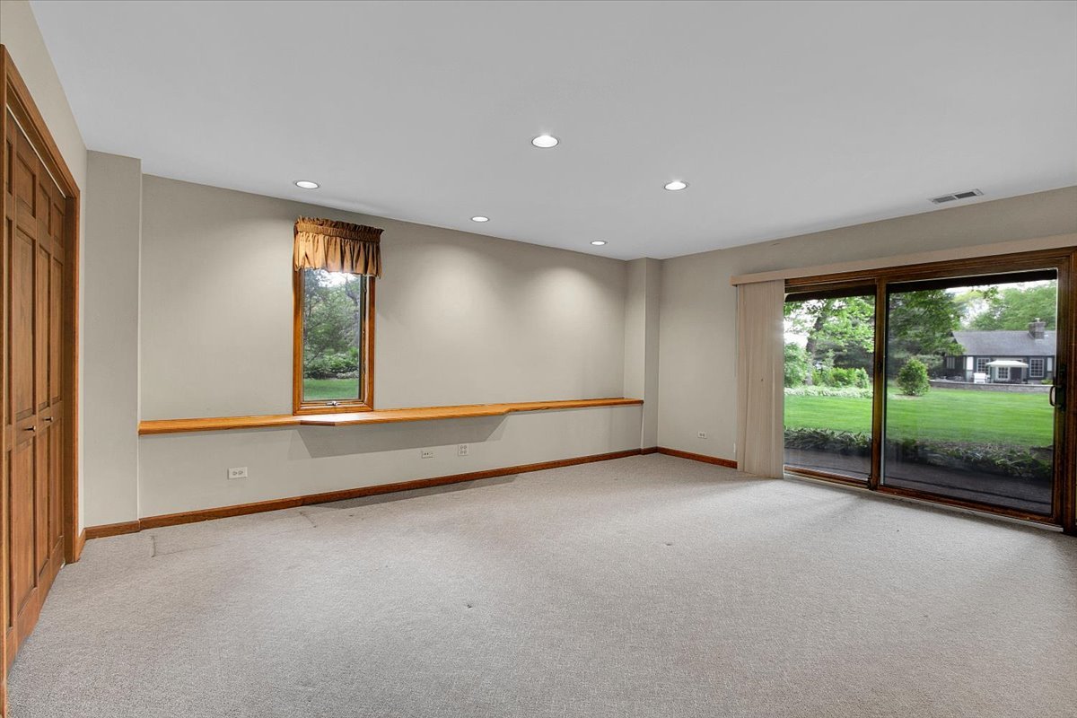 90 Briargate Road Cary, IL 60013 - Photo 28 of 42 a view of an empty room with a window
