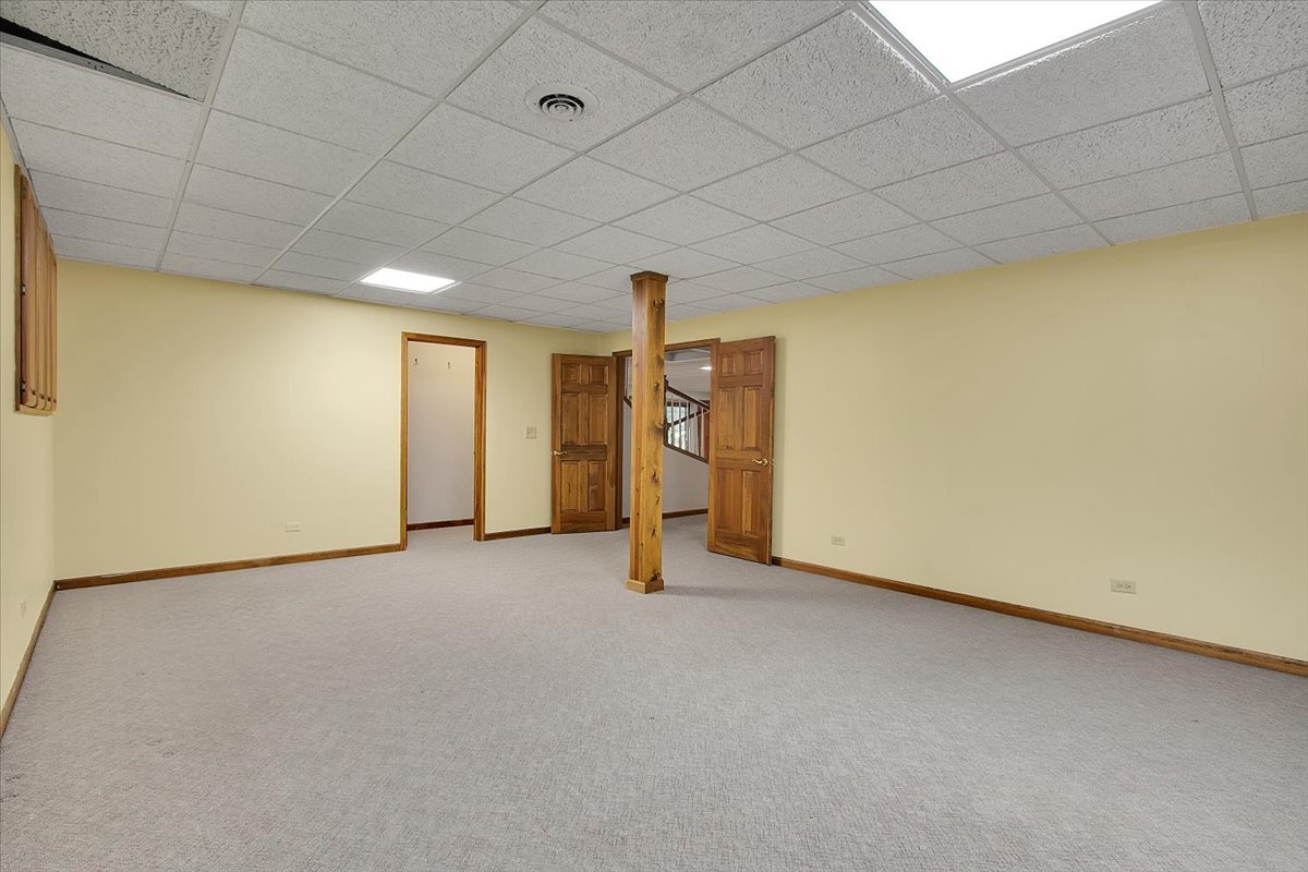 90 Briargate Road Cary, IL 60013 - Photo 33 of 42 a view of empty room