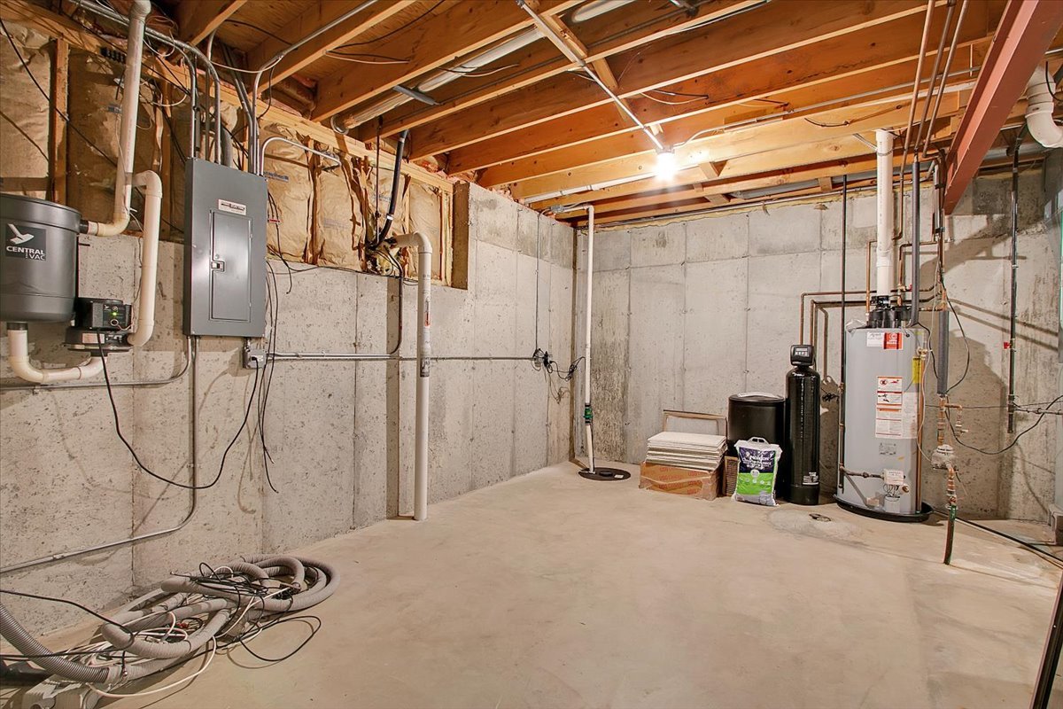 90 Briargate Road Cary, IL 60013 - Photo 34 of 42 a view of storage and utility room