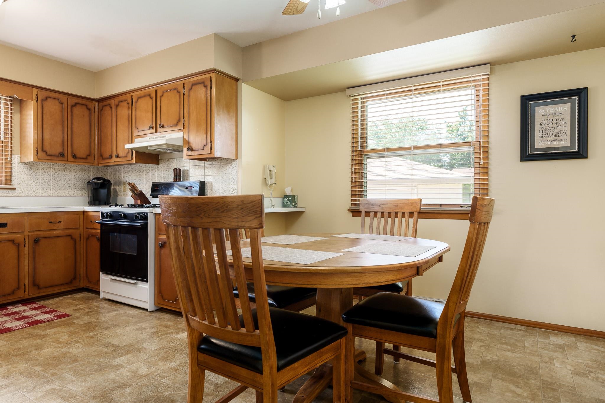 1708 Vassar Road Rockford, IL 61103 - Photo 14 of 36 Gallery Image 14