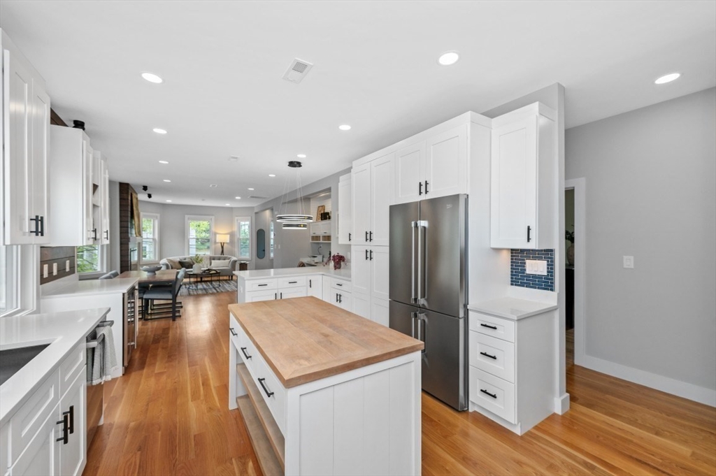 61 Paul Revere Road, Unit 2 Arlington, MA 02476 - Photo 13 of 33 Gallery Image 13