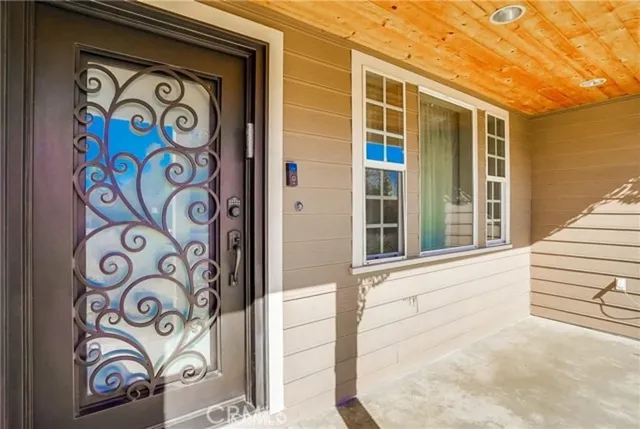 $8,295 | 12643 Collins Street, Valley Village, CA 91607