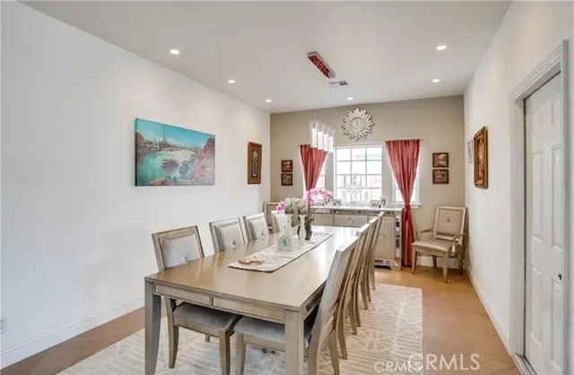 $8,295 | 12643 Collins Street, Valley Village, CA 91607