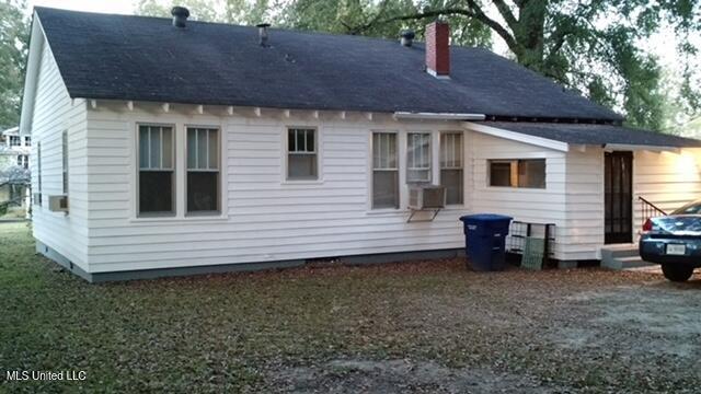 109 Hightower Street Sardis, MS 38666 - Photo 6 of 6 hightowerrear