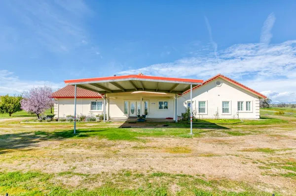 $605,000 | 34700 Willow Drive, Raymond, CA 93653