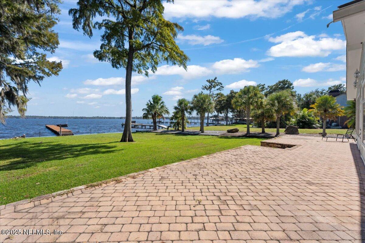 4447 Cedar Road Orange Park, FL 32065 - Photo 68 of 100 a view of a park with palm trees